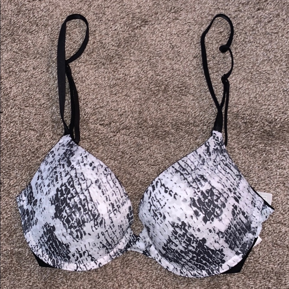 VS PINK Bra